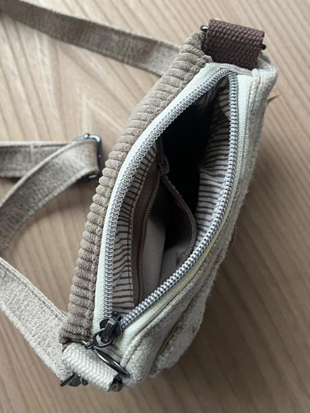 "Flickenwerk I mit Tasche" - BRAUN-BEIGE (Handgewebte Schafwolle)